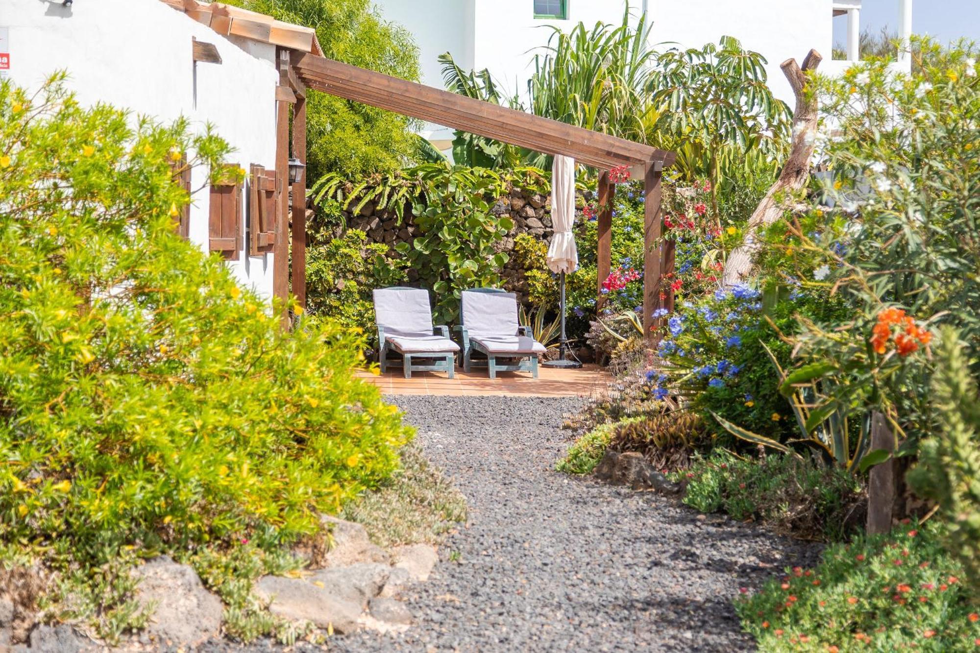 Surfescape Fuerteventura Bed & Breakfast Lajares